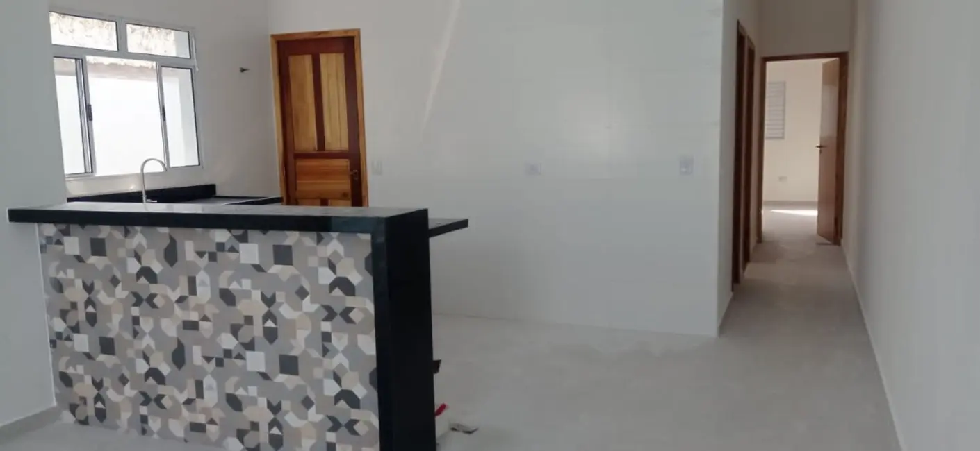 Foto 7 de Casa com 2 quartos à venda, 70m2 em Itanhaem - SP