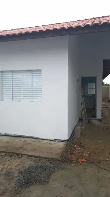 Foto 3 de Casa com 2 quartos à venda, 69m2 em Itanhaem - SP
