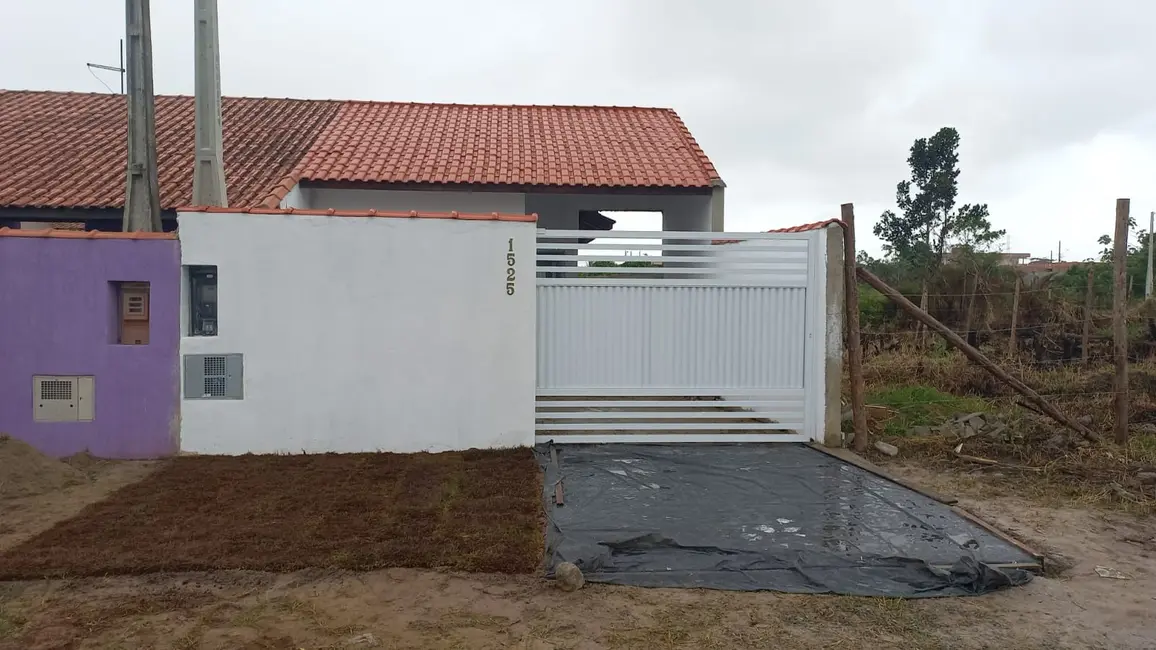 Foto 5 de Casa com 2 quartos à venda, 69m2 em Itanhaem - SP