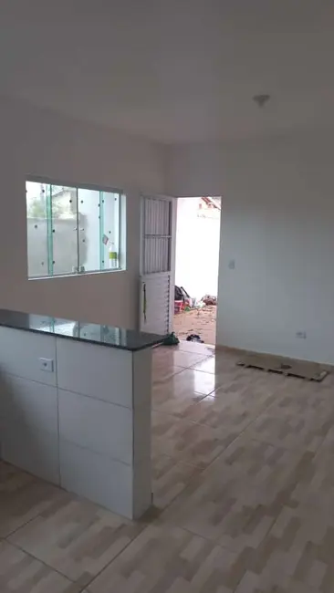 Foto 9 de Casa com 2 quartos à venda, 69m2 em Itanhaem - SP