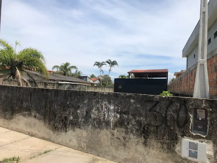 Foto 4 de Terreno / Lote à venda, 383m2 em Itanhaem - SP