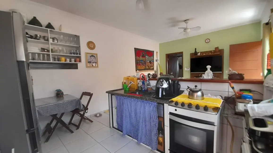 Foto 4 de Casa com 2 quartos à venda, 60m2 em Itanhaem - SP