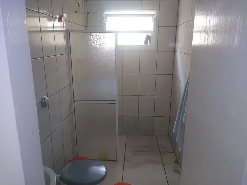 Casa com 4 quartos à venda, 125m2 em Itanhaem - SP - imagem 4 Foto 4 de Casa com 4 quartos à venda, 125m2 em Itanhaem - SP