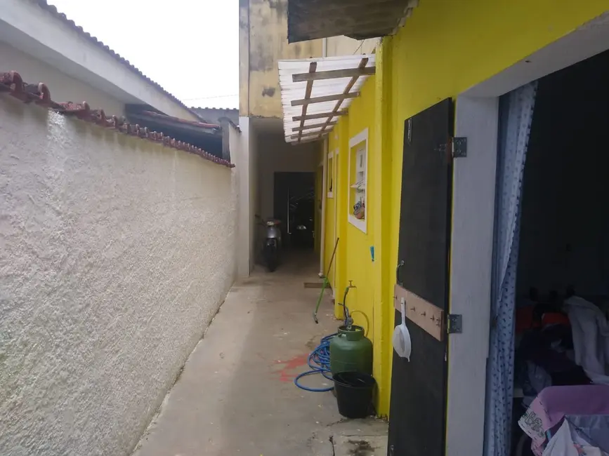 Casa com 4 quartos à venda, 125m2 em Itanhaem - SP - imagem 3 Foto 3 de Casa com 4 quartos à venda, 125m2 em Itanhaem - SP