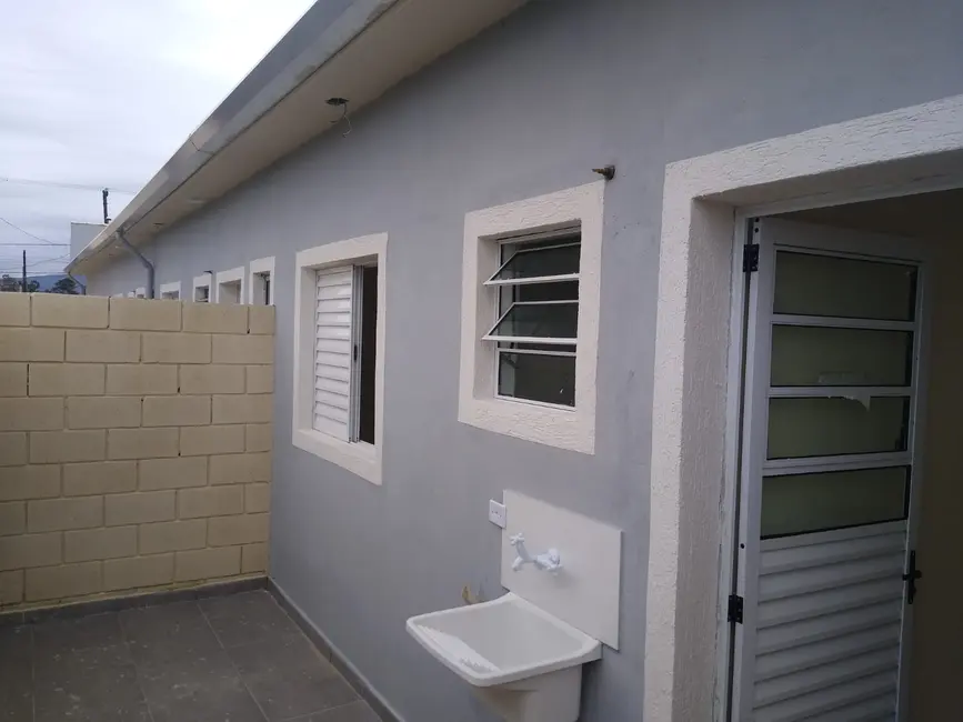 Casa de Condomínio com 2 quartos à venda, 43m2 em Itanhaem - SP - imagem 9 Foto 9 de Casa de Condomínio com 2 quartos à venda, 43m2 em Itanhaem - SP
