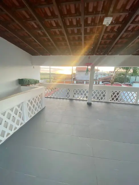 Foto 6 de Casa com 3 quartos à venda, 289m2 em Itanhaem - SP