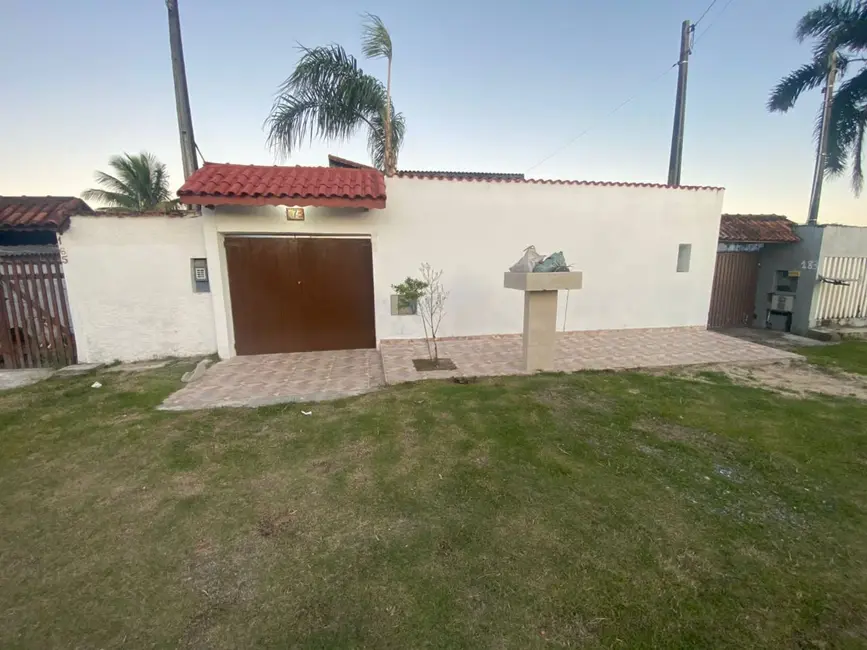 Foto 3 de Casa com 3 quartos à venda, 289m2 em Itanhaem - SP