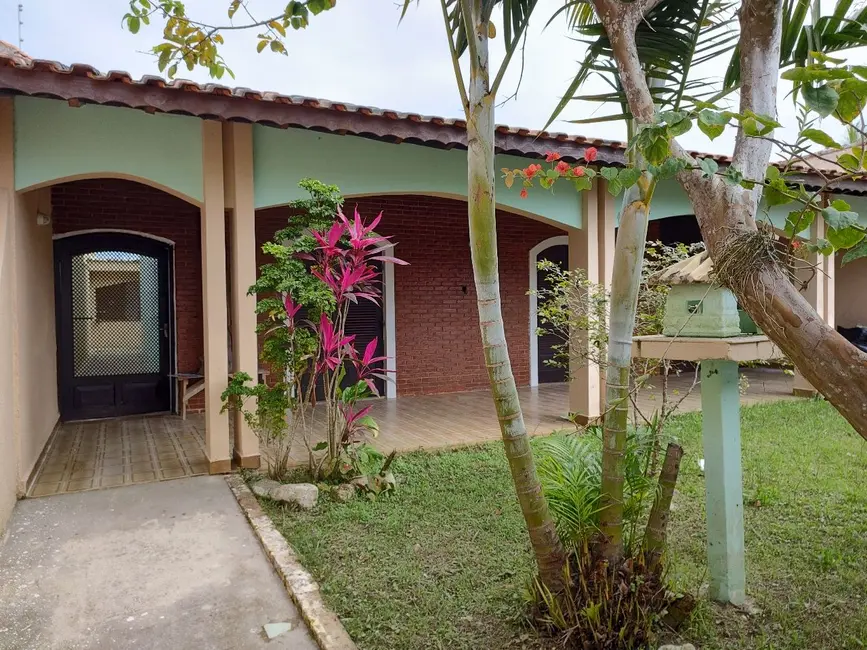 Foto 9 de Casa com 2 quartos à venda, 151m2 em Itanhaem - SP