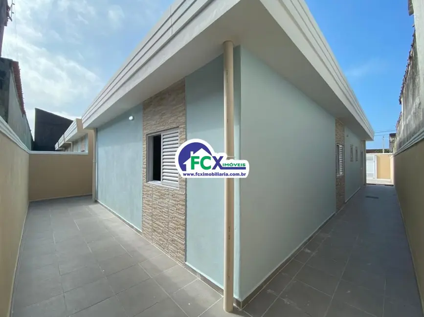 Casa com 3 quartos à venda, 101m2 em Itanhaem - SP - imagem 8 Foto 8 de Casa com 3 quartos à venda, 101m2 em Itanhaem - SP