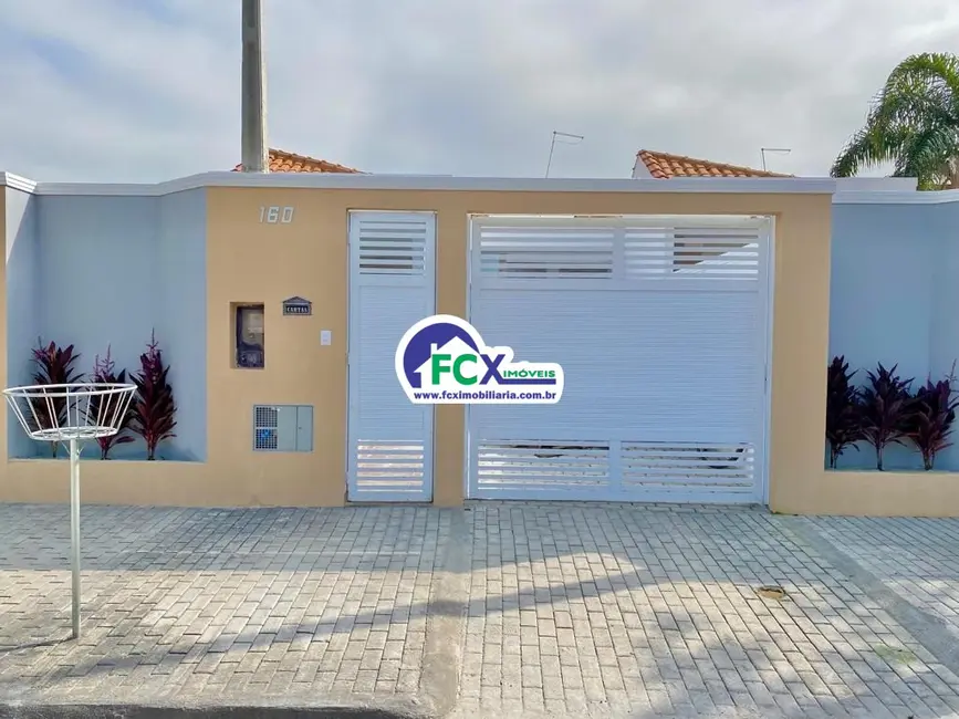 Foto 3 de Casa com 3 quartos à venda, 93m2 em Itanhaem - SP