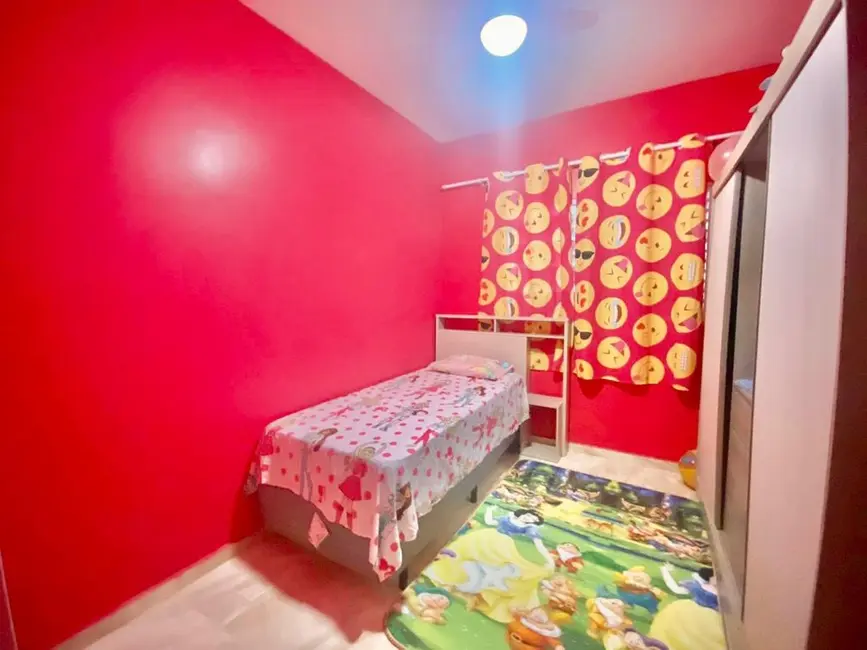 Casa com 3 quartos à venda, 80m2 em Itanhaem - SP - imagem 8 Foto 8 de Casa com 3 quartos à venda, 80m2 em Itanhaem - SP