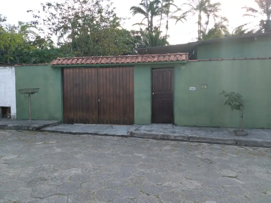 Foto 1 de Casa com 3 quartos à venda, 89m2 em Peruibe - SP