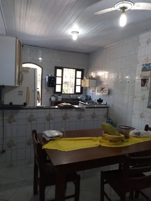 Casa com 3 quartos à venda, 89m2 em Peruibe - SP - imagem 5 Foto 5 de Casa com 3 quartos à venda, 89m2 em Peruibe - SP