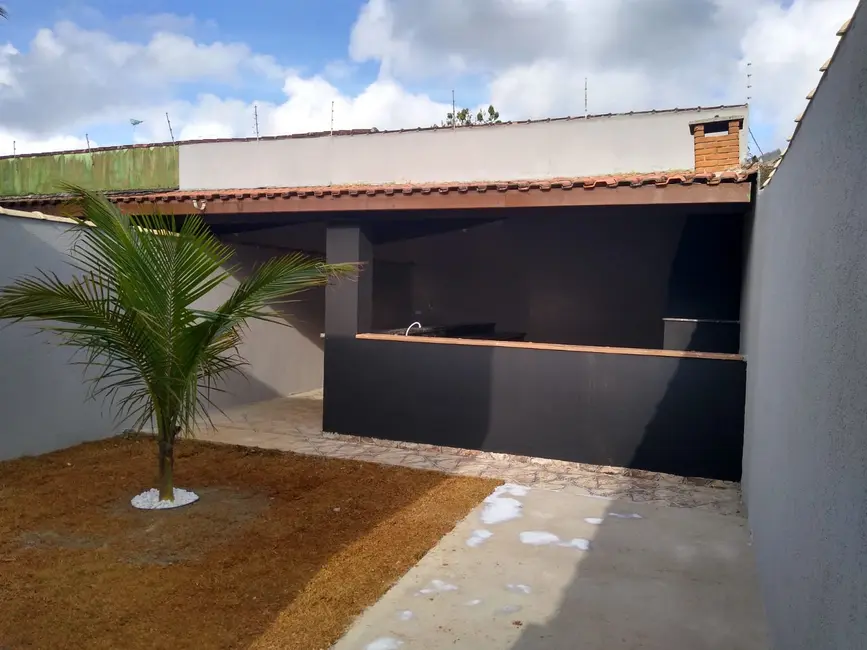 Foto 7 de Casa com 2 quartos à venda, 55m2 em Itanhaem - SP
