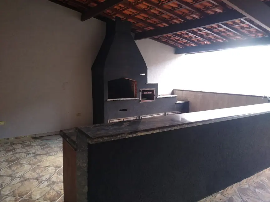 Foto 8 de Casa com 2 quartos à venda, 55m2 em Itanhaem - SP
