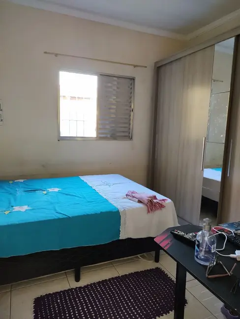 Foto 6 de Casa com 2 quartos à venda, 54m2 em Itanhaem - SP