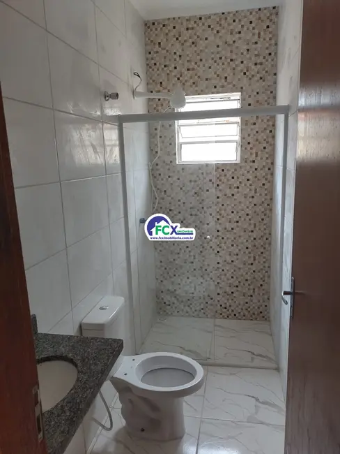 Foto 4 de Casa com 2 quartos à venda, 70m2 em Itanhaem - SP