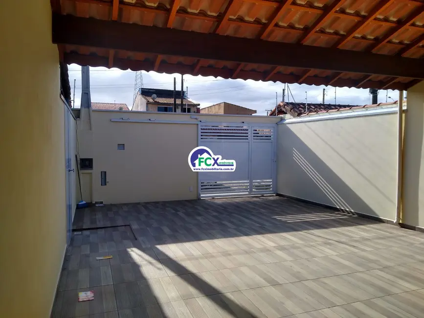 Foto 9 de Casa com 2 quartos à venda, 86m2 em Itanhaem - SP