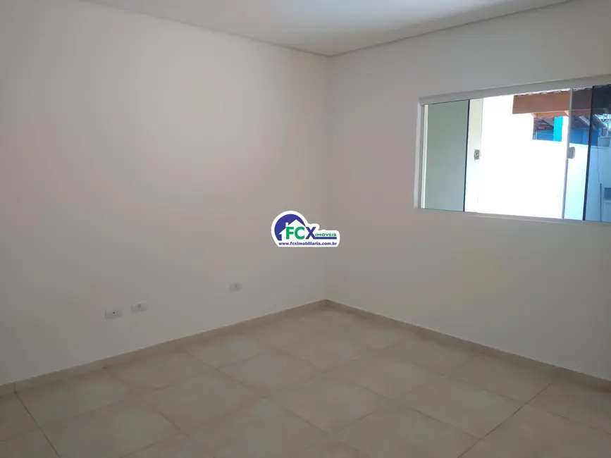 Foto 5 de Casa com 2 quartos à venda, 86m2 em Itanhaem - SP