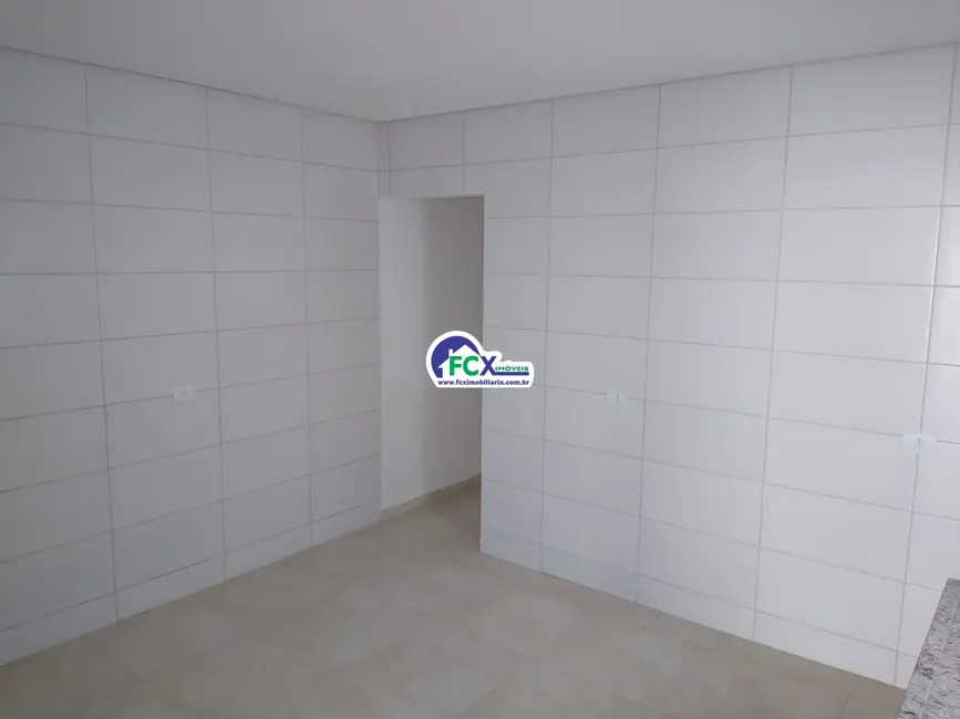 Foto 3 de Casa com 2 quartos à venda, 86m2 em Itanhaem - SP