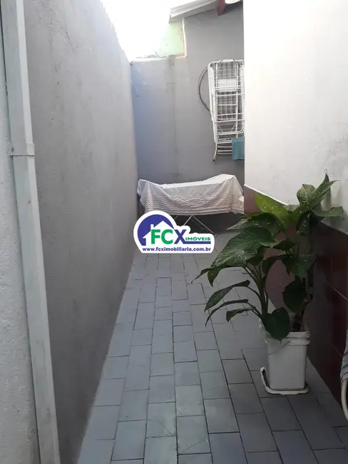 Foto 4 de Casa com 2 quartos à venda, 68m2 em Itanhaem - SP