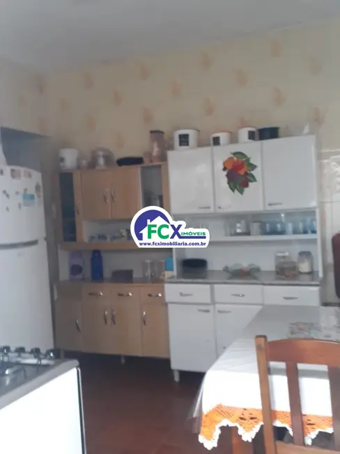 Foto 5 de Casa com 2 quartos à venda, 68m2 em Itanhaem - SP