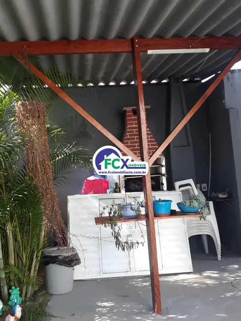 Foto 9 de Casa com 2 quartos à venda, 68m2 em Itanhaem - SP