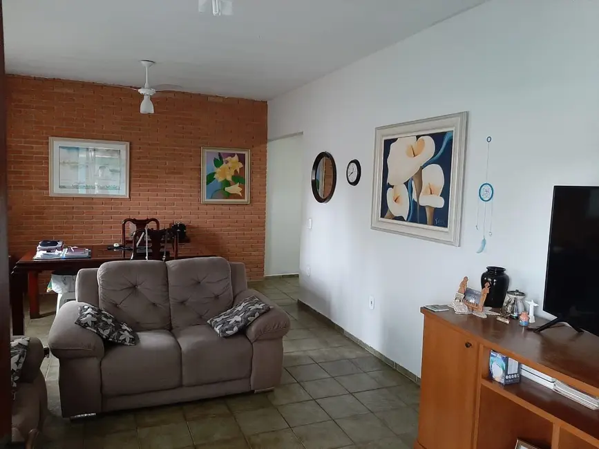 Foto 7 de Casa com 3 quartos à venda, 177m2 em Itanhaem - SP