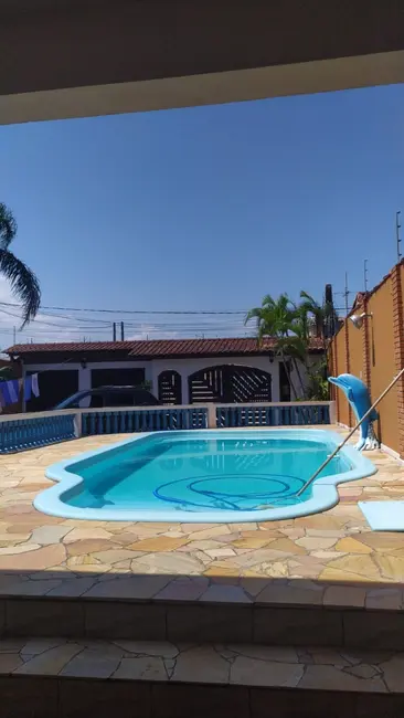 Foto 3 de Casa com 3 quartos à venda, 183m2 em Itanhaem - SP