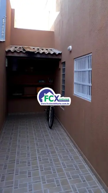 Casa de Condomínio com 2 quartos à venda, 120m2 em Itanhaem - SP - imagem 5 Foto 5 de Casa de Condomínio com 2 quartos à venda, 120m2 em Itanhaem - SP
