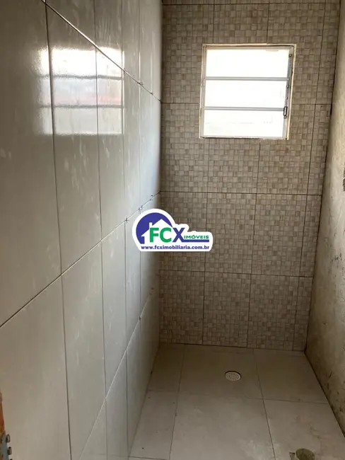 Foto 5 de Casa com 2 quartos à venda, 55m2 em Itanhaem - SP