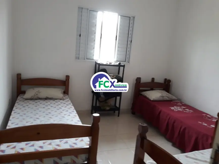 Foto 6 de Casa com 2 quartos à venda, 67m2 em Itanhaem - SP