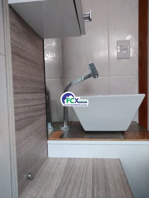 Foto 4 de Casa de Condomínio com 2 quartos à venda, 54m2 em Itanhaem - SP