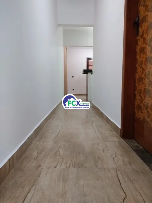 Foto 2 de Casa de Condomínio com 2 quartos à venda, 54m2 em Itanhaem - SP
