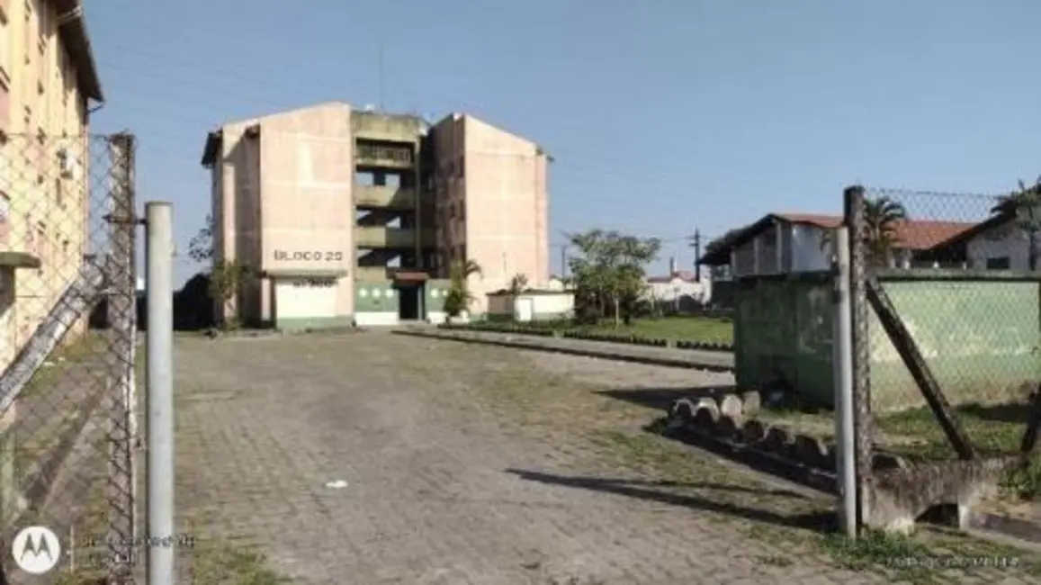 Foto 3 de Apartamento com 2 quartos à venda, 51m2 em Itanhaem - SP