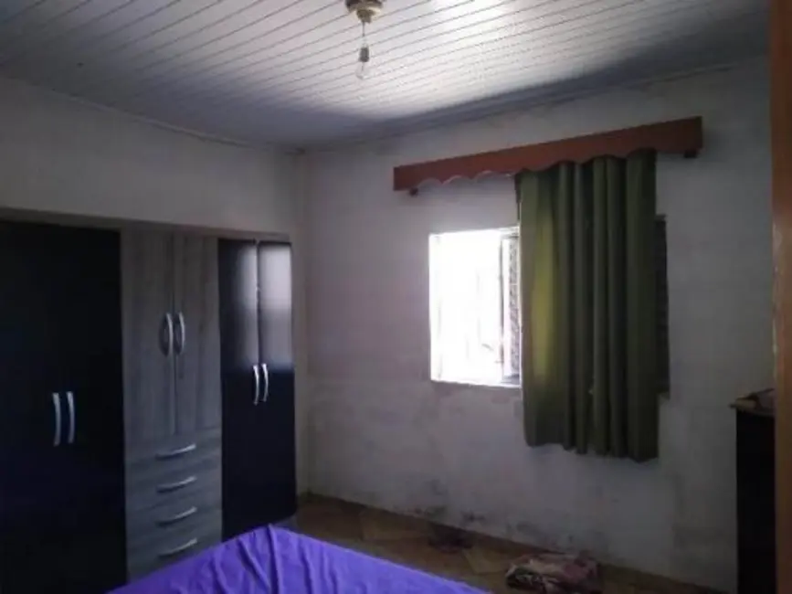 Foto 8 de Casa com 4 quartos à venda, 61m2 em Itanhaem - SP