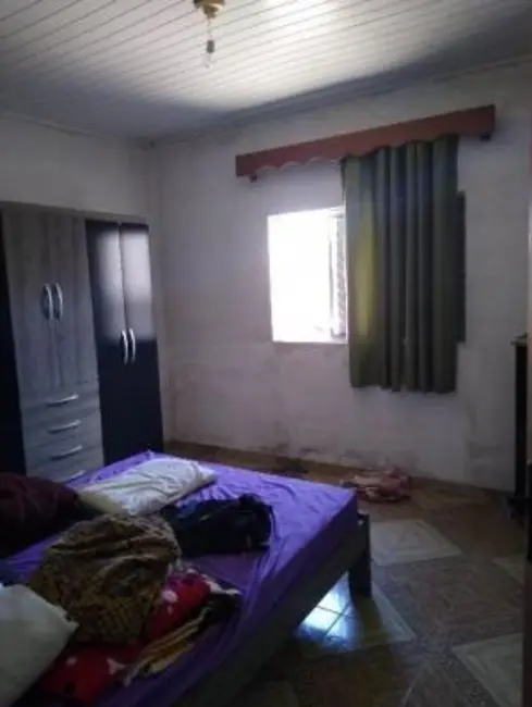 Foto 5 de Casa com 4 quartos à venda, 61m2 em Itanhaem - SP