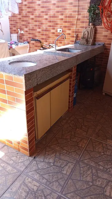 Foto 3 de Casa com 2 quartos à venda, 120m2 em Itanhaem - SP