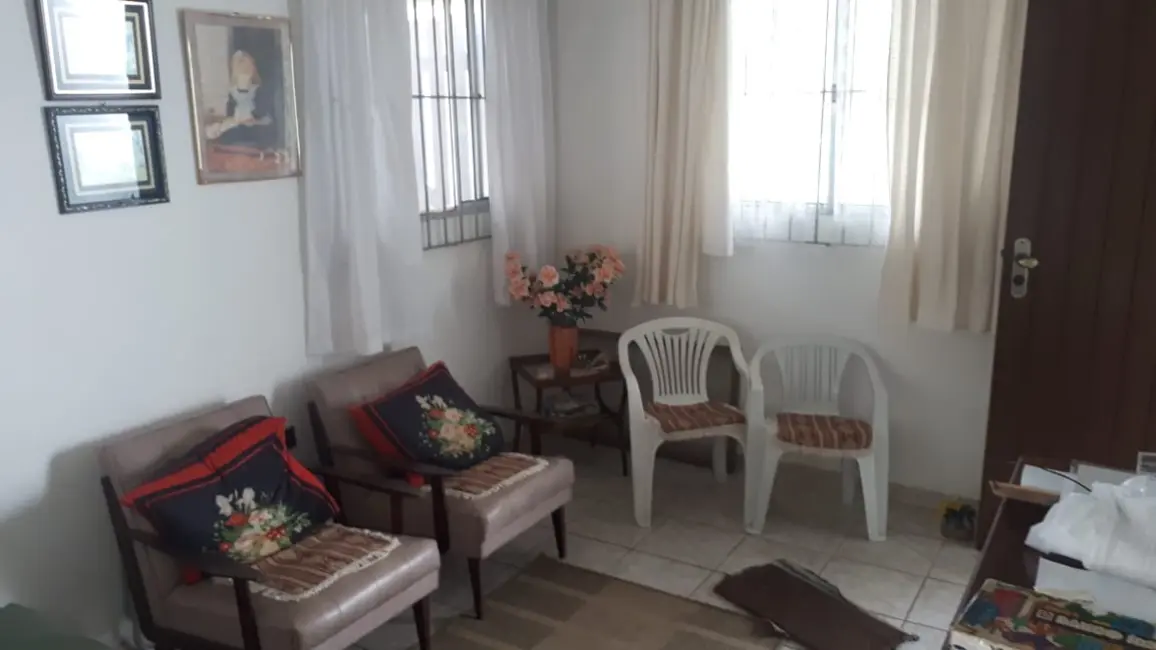 Foto 4 de Casa com 2 quartos à venda, 102m2 em Itanhaem - SP
