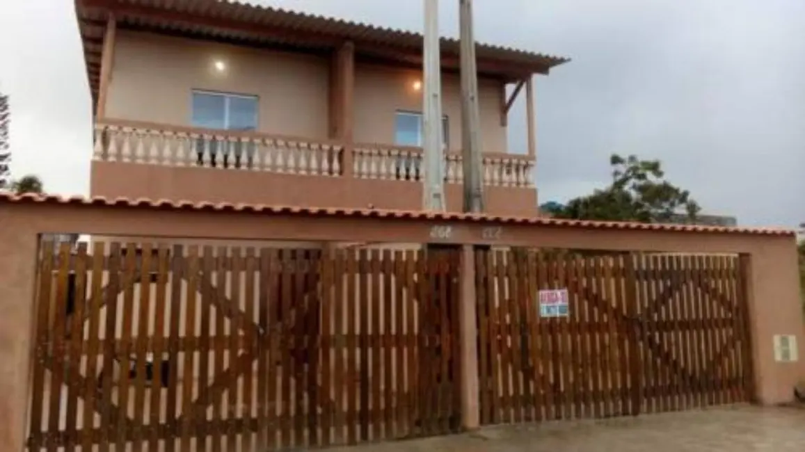 Foto 1 de Casa com 2 quartos à venda, 68m2 em Itanhaem - SP