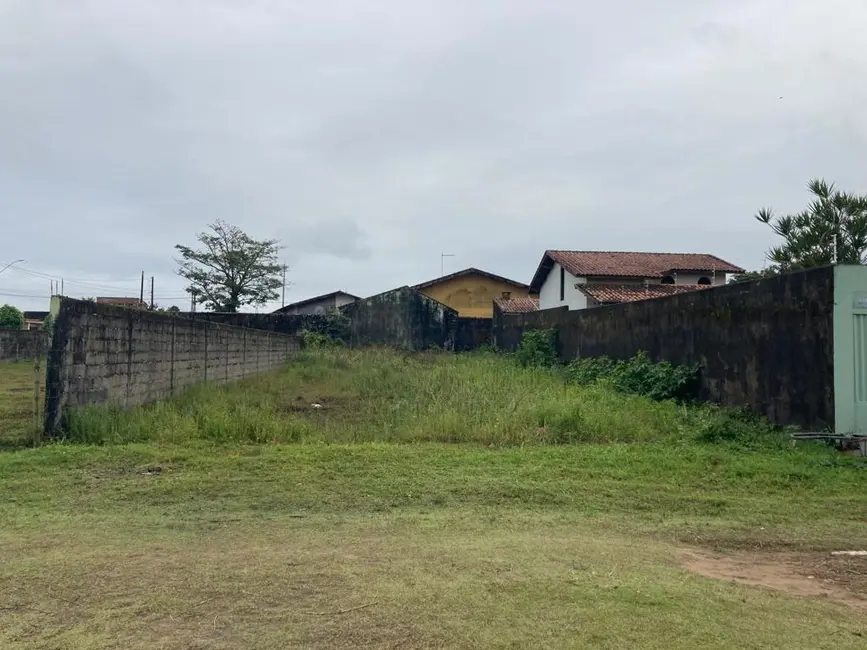 Foto 1 de Terreno / Lote à venda, 420m2 em Itanhaem - SP