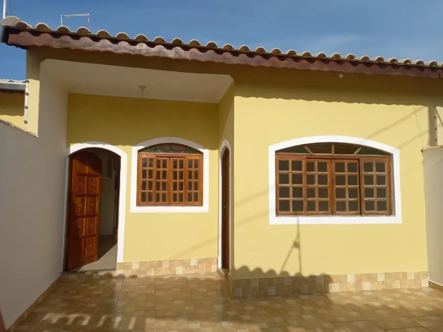 Foto 3 de Casa com 3 quartos à venda, 76m2 em Itanhaem - SP