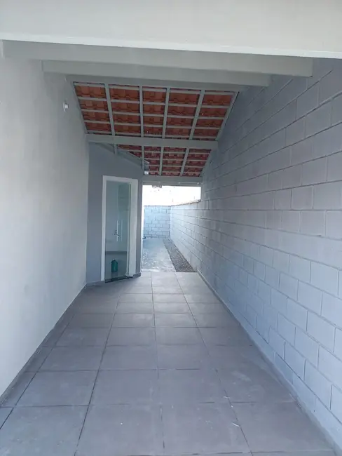 Foto 3 de Casa com 2 quartos à venda, 75m2 em Itanhaem - SP