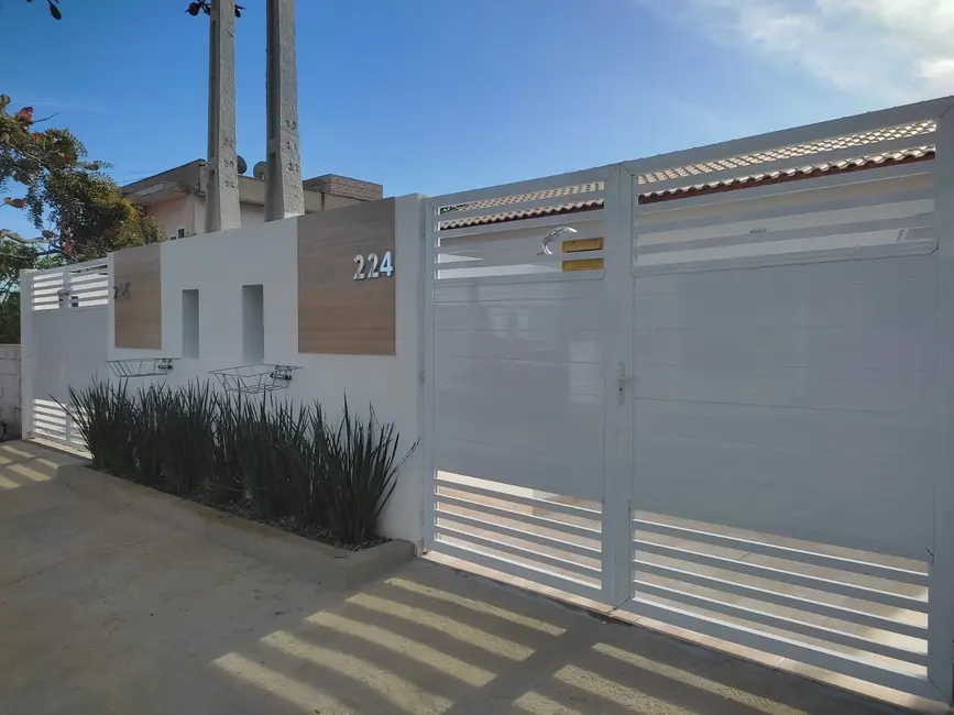 Casa com 2 quartos à venda, 74m2 em Itanhaem - SP - imagem 1 Foto 1 de Casa com 2 quartos à venda, 74m2 em Itanhaem - SP