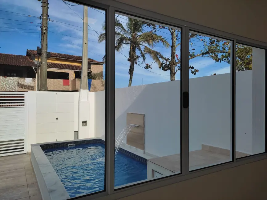 Casa com 2 quartos à venda, 74m2 em Itanhaem - SP - imagem 6 Foto 6 de Casa com 2 quartos à venda, 74m2 em Itanhaem - SP