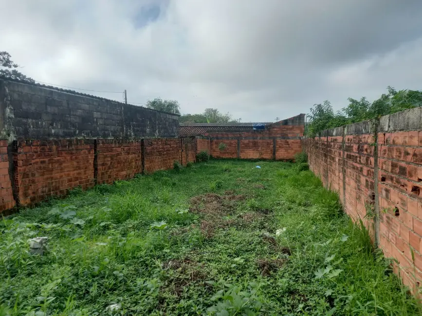 Foto 1 de Terreno / Lote à venda, 187m2 em Itanhaem - SP