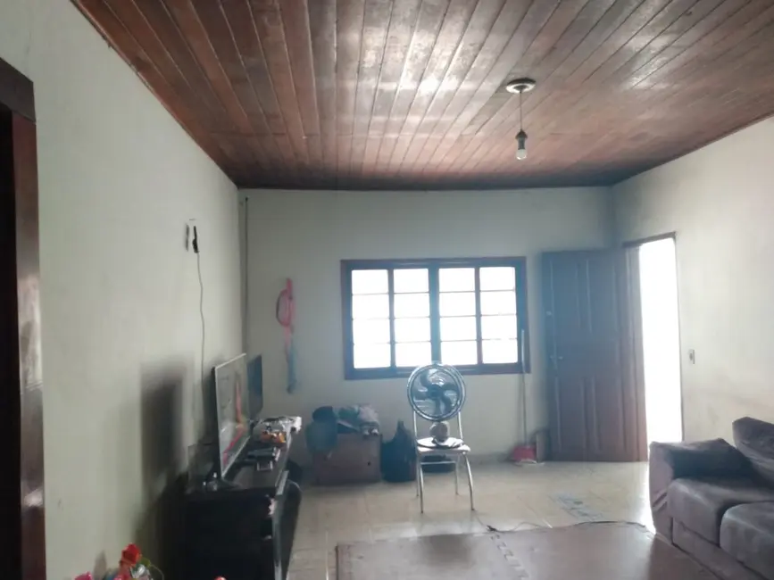 Foto 8 de Casa com 2 quartos à venda, 92m2 em Itanhaem - SP