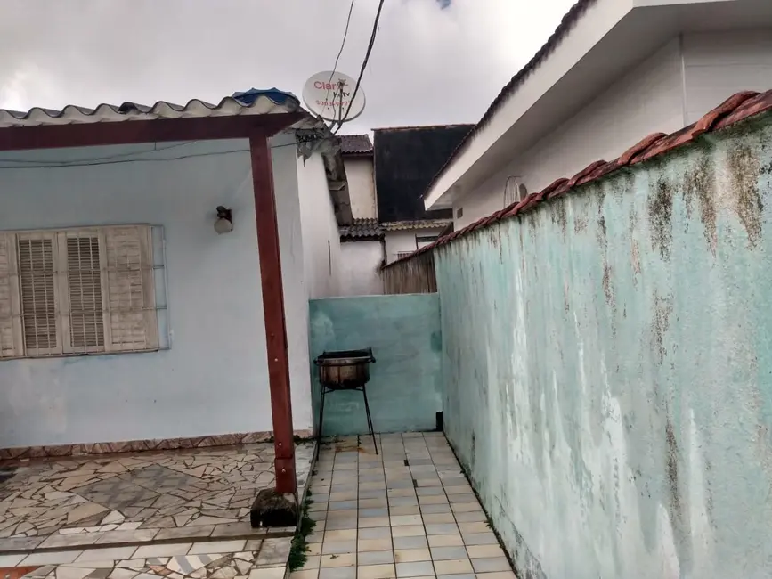 Foto 2 de Casa com 2 quartos à venda, 92m2 em Itanhaem - SP