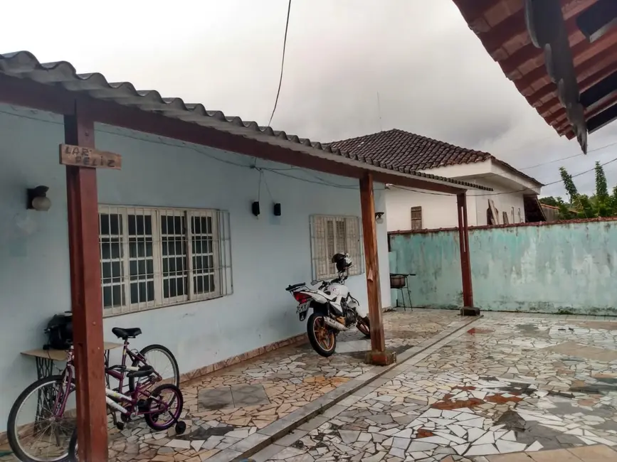 Foto 4 de Casa com 2 quartos à venda, 92m2 em Itanhaem - SP