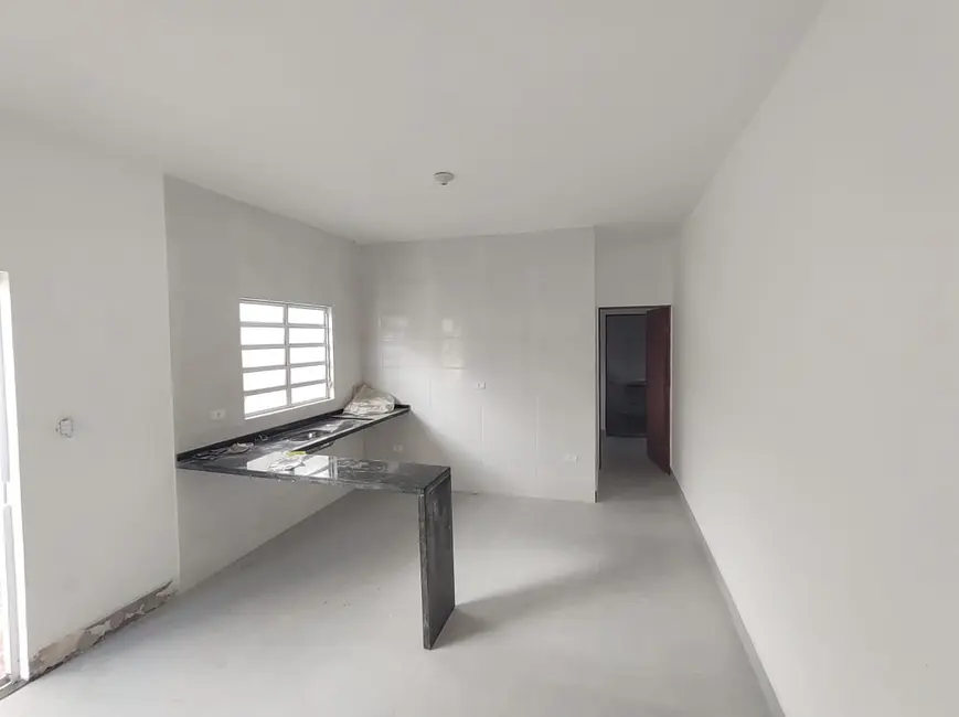 Foto 5 de Casa com 2 quartos à venda, 66m2 em Itanhaem - SP